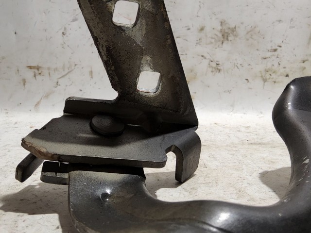 66976 Fiat Multipla 2003-2010 jobb oldali Motorháztető zsanér 51724422