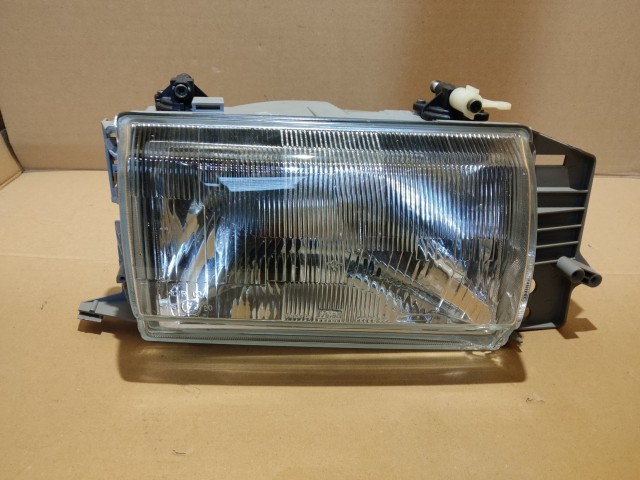 175377 Fiat Tipo 1993-1995 jobb első fényszóró domború üveges !!!  7797602