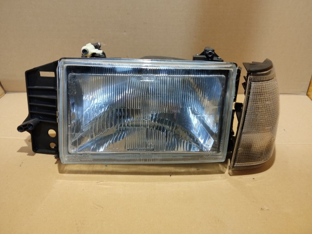 175379 Fiat Tipo 1989-1993 bal első fényszóró 7682913 (sík üveges)