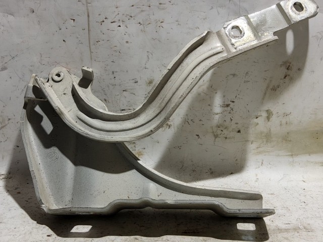 Alfa Romeo Mito fehér színű, bal oldali motorháztető zsanér