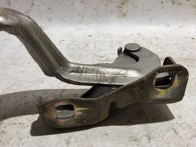 Fiat Stilo fehér színű, jobb oldali motorháztető zsanér