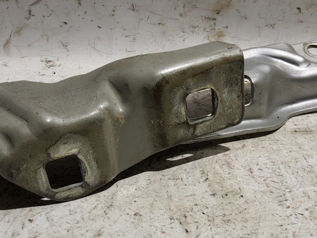 32768 Fiat Bravo 2007-2014 ezüst színű, jobb oldali motorháztető zsanér 51817777