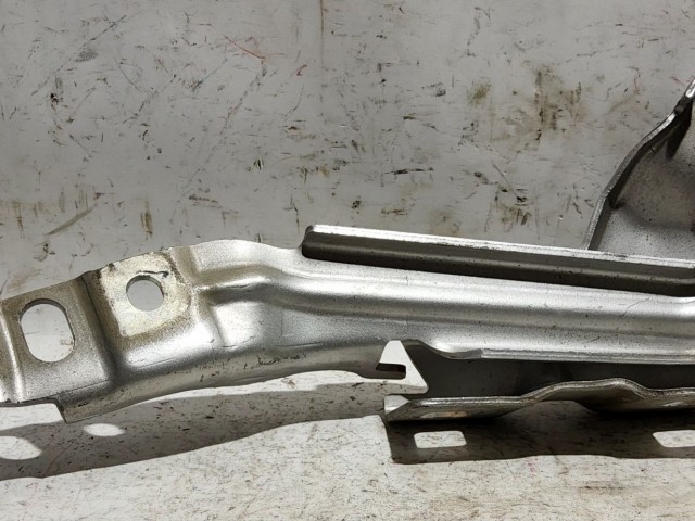 32773 Lancia Delta ezüst színű, jobb oldali motorháztető zsanér 51808867