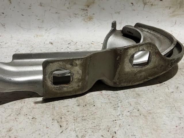 32773 Lancia Delta ezüst színű, jobb oldali motorháztető zsanér 51808867