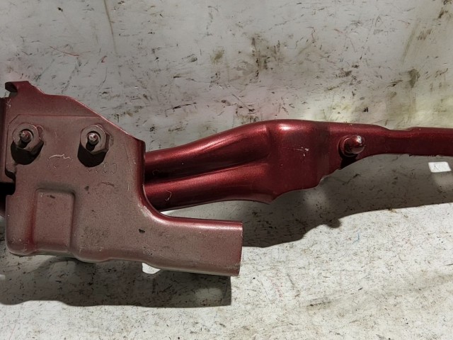 33027 Alfa Romeo Giulietta bordó színű, jobb oldali motorháztető zsanér