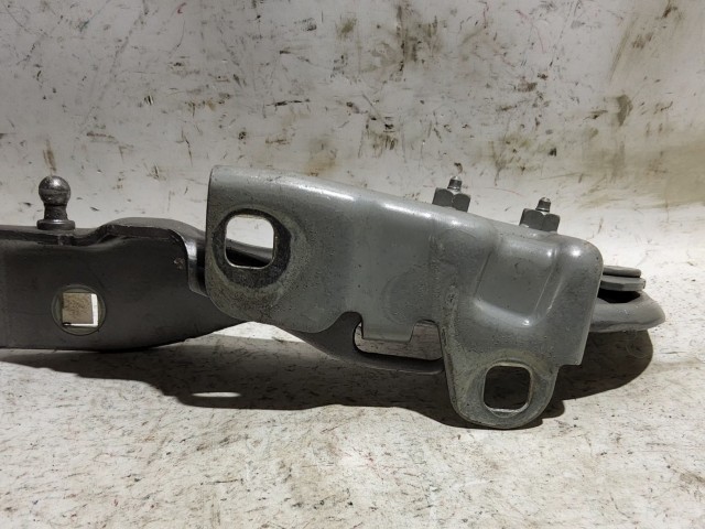 56506 Alfa Romeo Giulietta 2010-2020 bal oldali motorháztető zsanér 