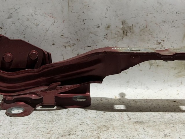 33028 Alfa Romeo Giulietta bordó színű, bal oldali motorháztető zsanér