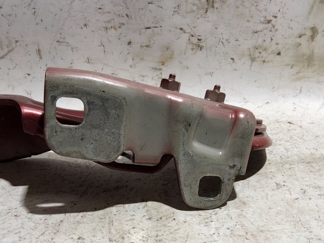 33028 Alfa Romeo Giulietta bordó színű, bal oldali motorháztető zsanér