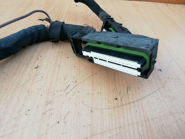 Fiat Punto III. 2003-2010 1,2 8v benzin / Cng motorvezérlő, elektromos csatlakozó 51822895