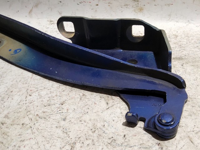 32956 Fiat Punto kék színű, bal oldali motorháztető zsanér