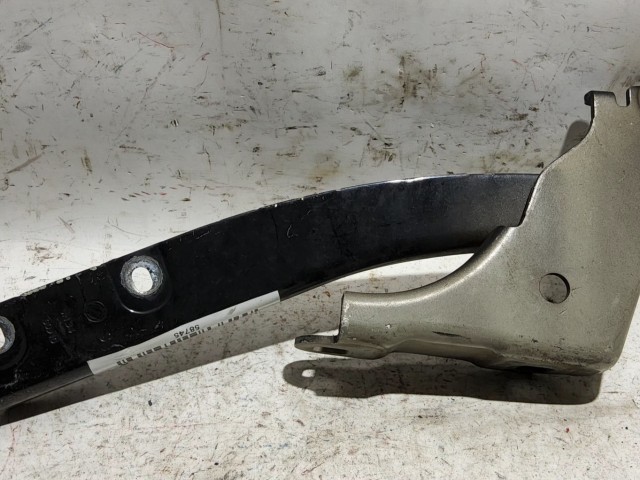 32958 Fiat Punto fekete színű, bal oldali motorháztető zsanér