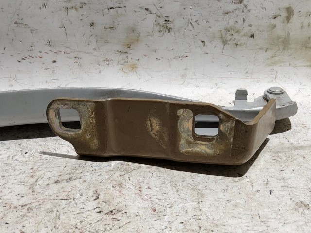 Fiat Grande Punto/Punto Evo fehér színű, jobb oldali motorháztető zsanér