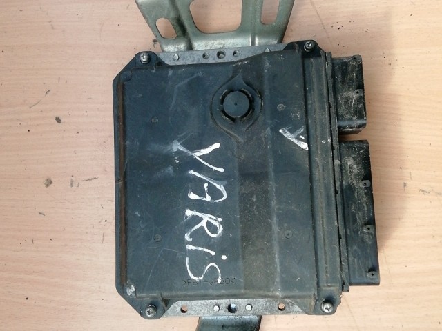 158526 Toyota Yaris II. 2006-2011 1,3 benzin Motorvezérlő  MB275300-4331 , 89661-ODB00