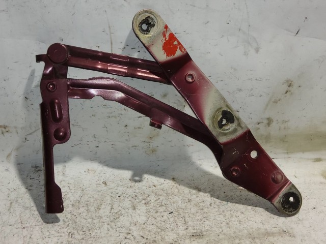 32794 Alfa Romeo 159 szedán bordó színű, jobb oldali csomagtérajtó zsanér 50501012