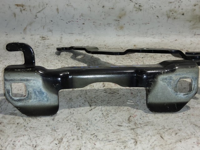 Alfa Romeo 159 fekete színű, bal oldali motorháztető zsanér 50508646