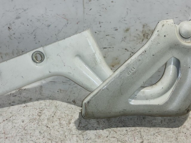 Fiat Doblo 2009-2015 fehér színű, bal oldali motorháztető zsanér 51810391