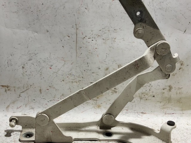 Fiat 500 fehér színű, jobb oldali csomagtér ajtó zsanér