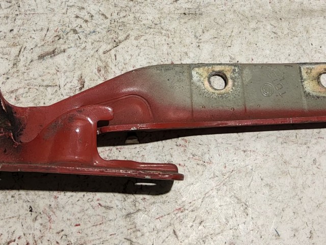 Fiat Doblo 2000-2009 piros színű, bal oldali motorháztető zsanér 46782384