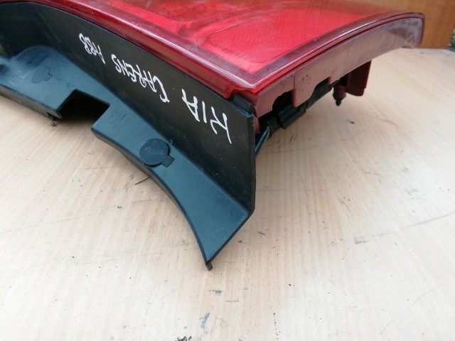 158559 Kia Carens II. 2006-2013  Jobb hátsó lámpa, a képen látható sérüléssel 92402-1D0