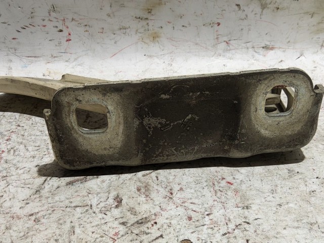 Lancia Ypsilon II.  krém színű, jobb oldali motorháztető zsanér