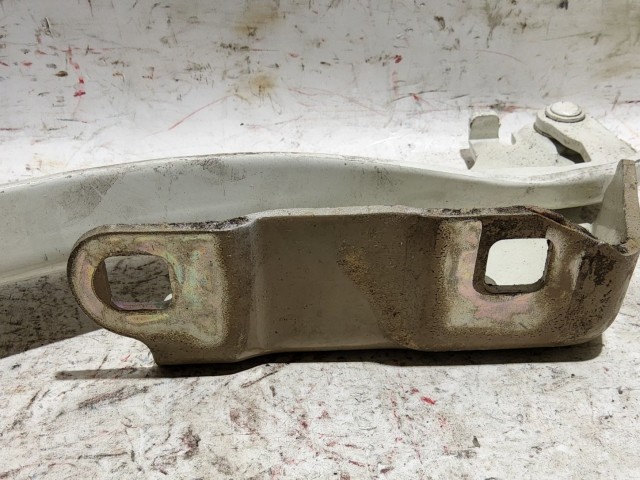 Fiat Linea fehér színű, jobb oldali motorháztető zsanér