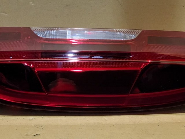 Fiat Doblo 2015-2022 utángyártott új, jobb hátsó lámpa kettényíló raktérajtós kivitelhez 52044715