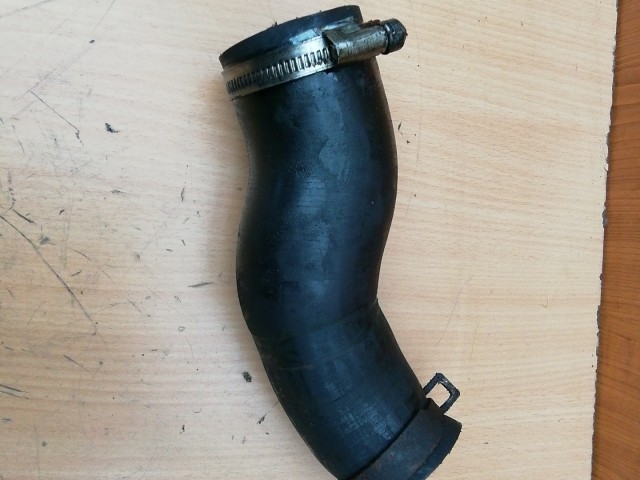 Hyundai I 30 2008-2012 Levegőcső  Használt 