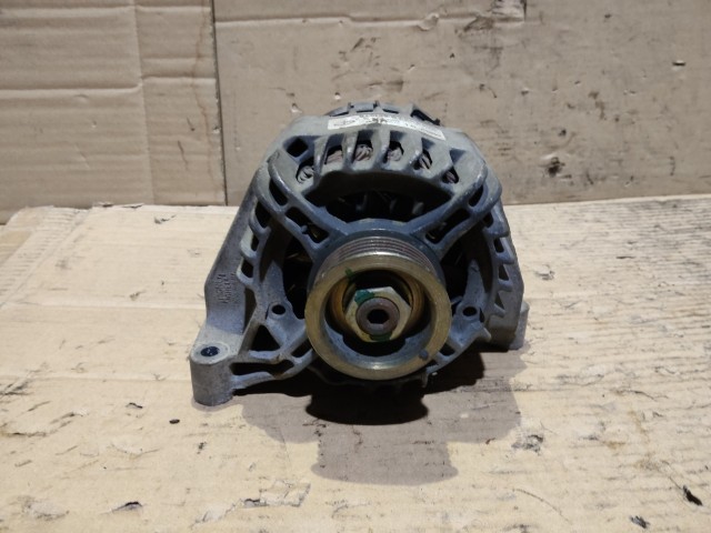 Fiat Punto II.-III. 1,2 8-16v benzin, klímás Generátor 75A 46542889