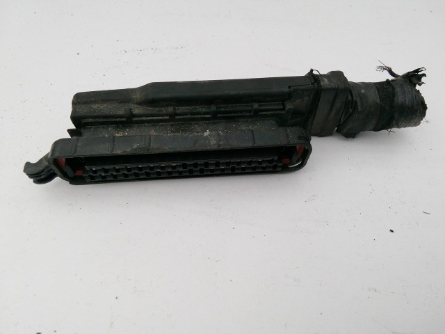 158691 Fiat Punto I.  1993-1999 1,2 16v benzin  Elektromos csatlakozó a Motorvezérlőre 46534747