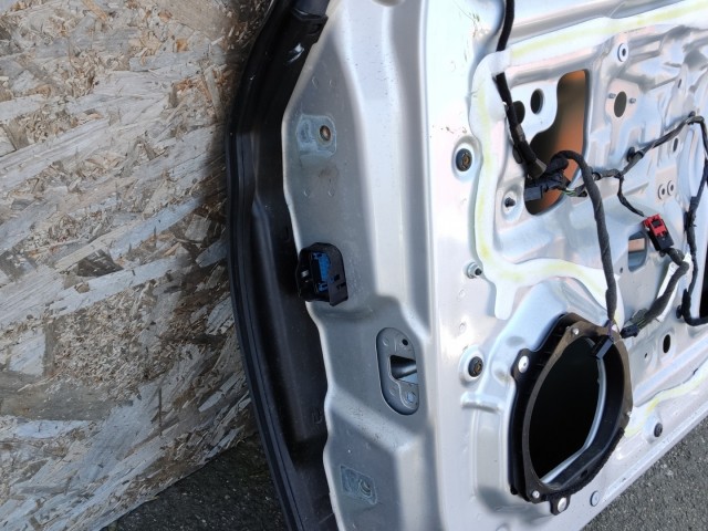 175949 Fiat Tipo 2015- jobb első ezüst színű ajtó