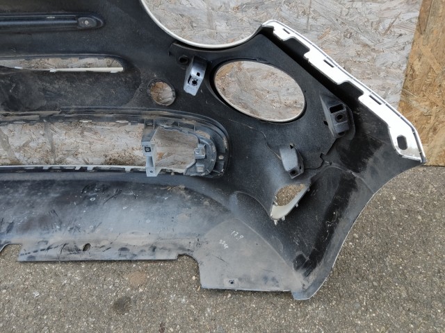 179132 Fiat 500 2015- első lökhárító, a képen látható sérüléssel   