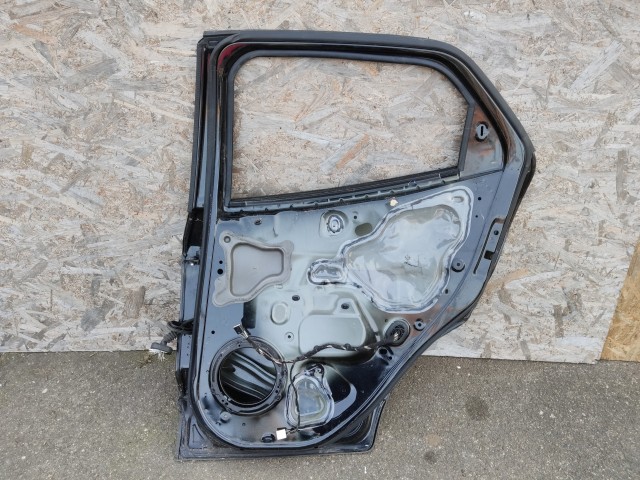 179139 Ford Ecosport 2012-2017 fekete színű jobb hátsó ajtó