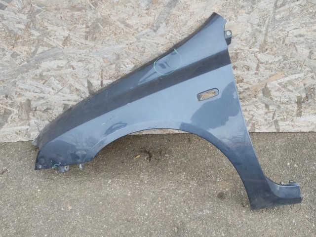 179172 Fiat Stilo 3 ajtós 2001-2007 bal első sárvédő, a képen látható sérüléssel