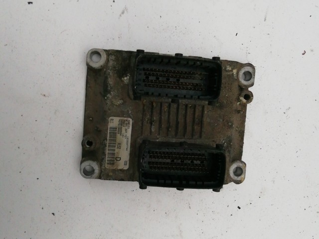 Alfa Romeo 147 2000-2010 1,6 16v 105 Le motorvezérlő 55198556 , 55198556