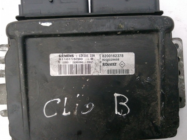 Renault Kangoo 1,4 8v benzin Motorvezérlő   S110115000 , 8200162378