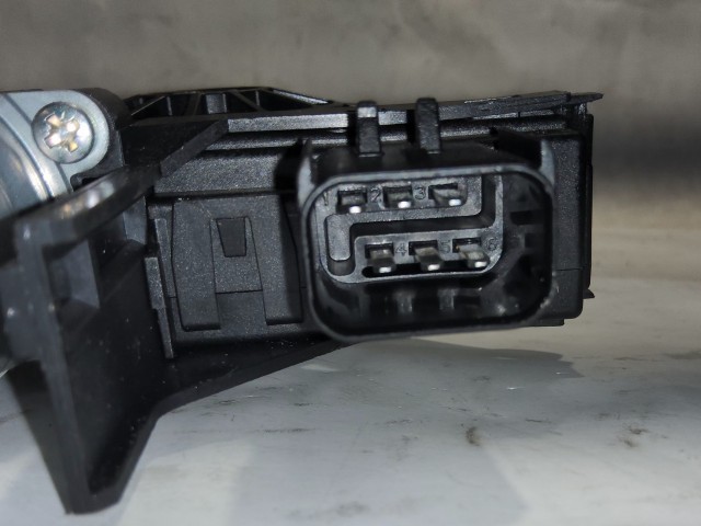 Fiat Freemont bal első ablakemelő motor 130420 c22329-100