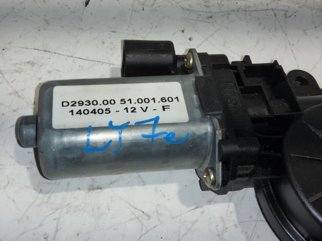 Lancia Ypsilon 2003-2011 jobb oldali ablakemelő motor 71732835