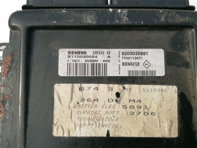Renault Megane I. 1996-2003 1,6 16v benzin Motorvezérlő S110030054 , 8200035891