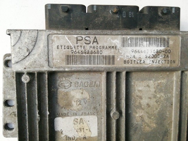 Peugeot 206 1,4 8v Benzin Motorvezérlő 9646988680