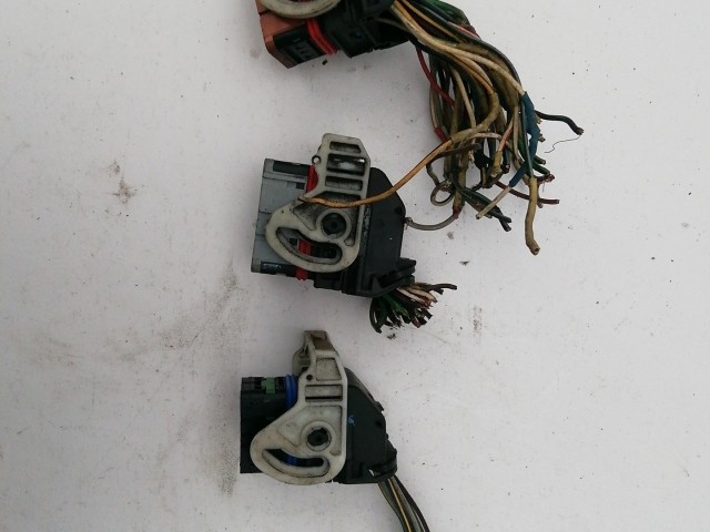 158877 Volvo V50 2004-2012 2,0 Diesel motorvezérlő Elektromos csatlakozó 5WS40212H-T , 30743623AA