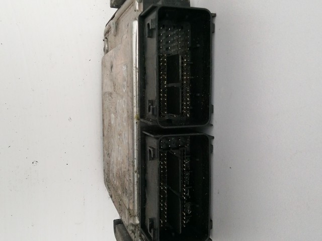 Ford Kuga 1,5 16v benzin Motorvezérlő 0281032904