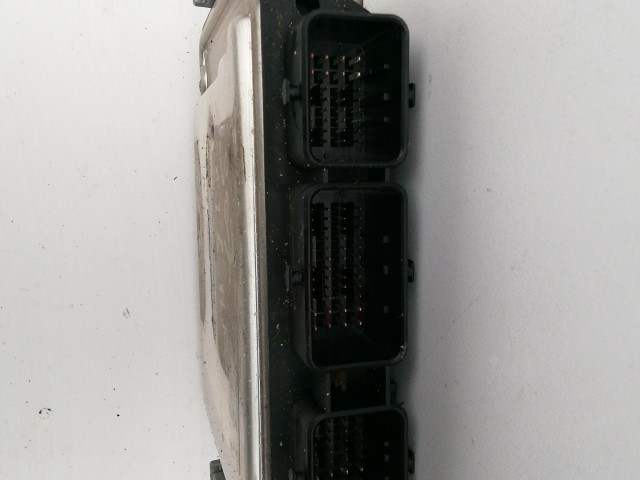 Peugeot 206, 307, Citroen C4, C5 1,6 16v Diesel Motorvezérlő  0281011634 , 9660324180