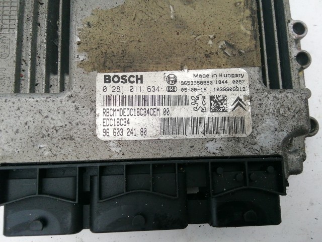 Peugeot 206, 307, Citroen C4, C5 1,6 16v Diesel Motorvezérlő  0281011634 , 9660324180