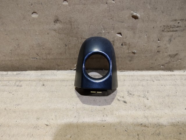 Hyundai I20 2008-2012 2008-2012 Zárbetét kupak Használt 5 ajtós bal első