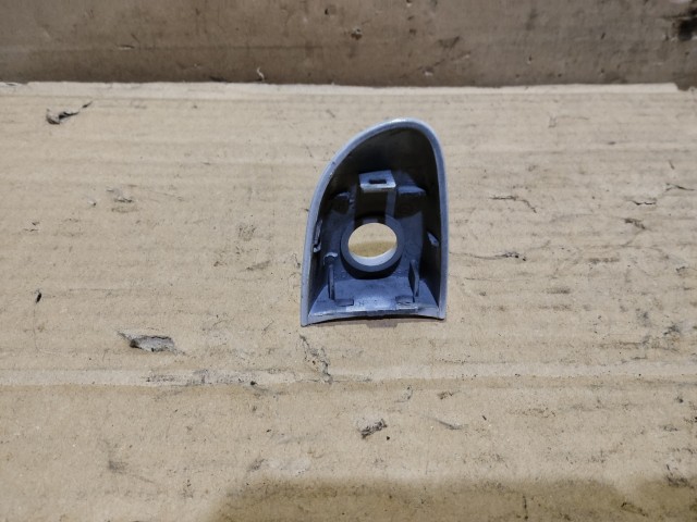 Mazda 6 2007-2011 Zárbetét kupak Használt bal első