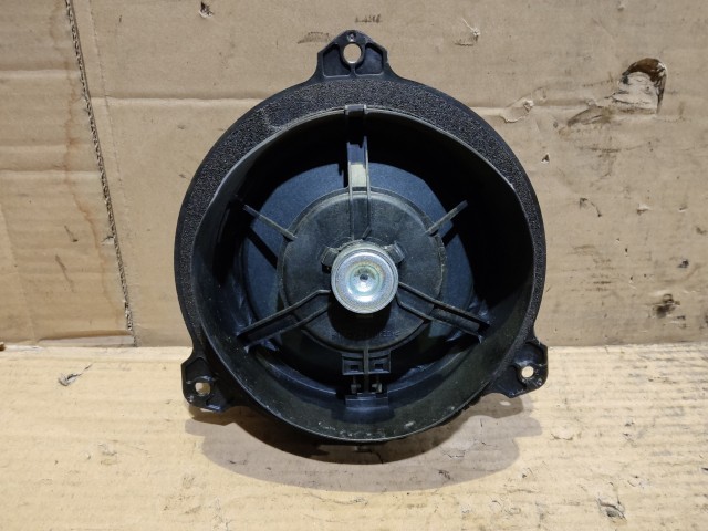 Toyota Yaris II. 2006-2011 Jobb első Hangszóró 86160-0D180