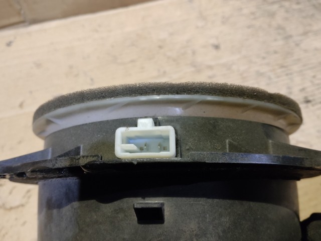 Toyota Yaris II. 2006-2011 Jobb első Hangszóró 86160-0D180