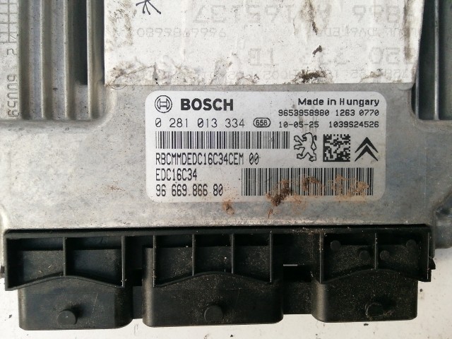 Peugeot 207, 307, Ciroen C4, C5 1,6 16v Diesel motorvezérlő  0281013334  , 9666986680