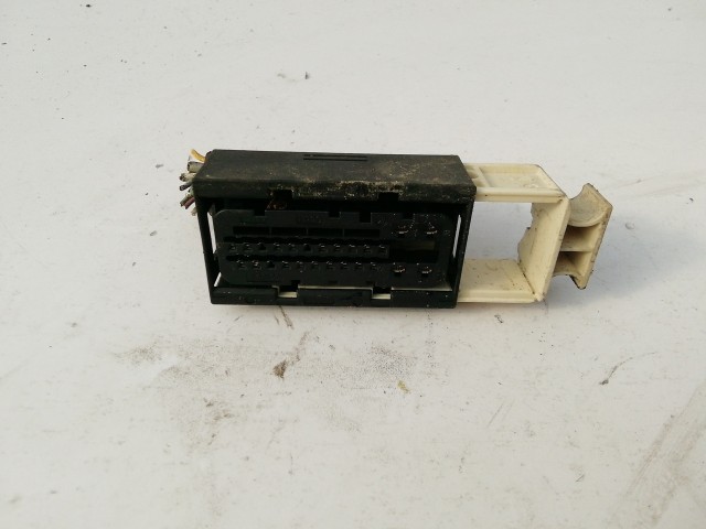 158946 Peugeot 407 2004-2010 Abs Elektromos csatlakozó 15710605