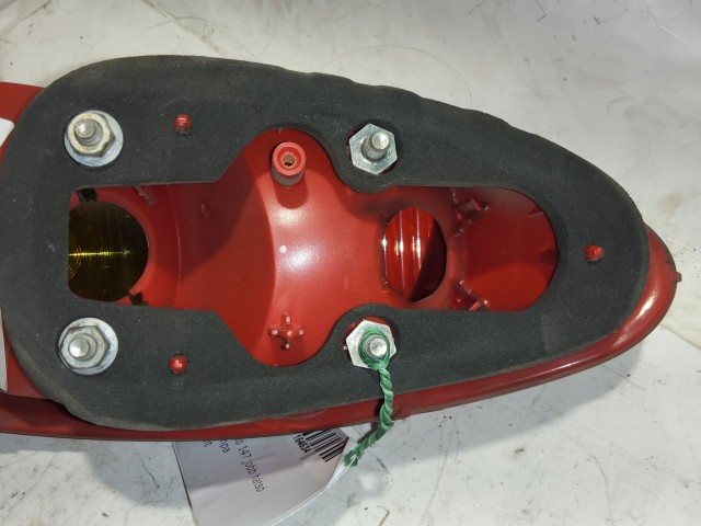 Alfa Romeo 147 jobb hátsó külső lámpa, izzófoglalat nélkűl!